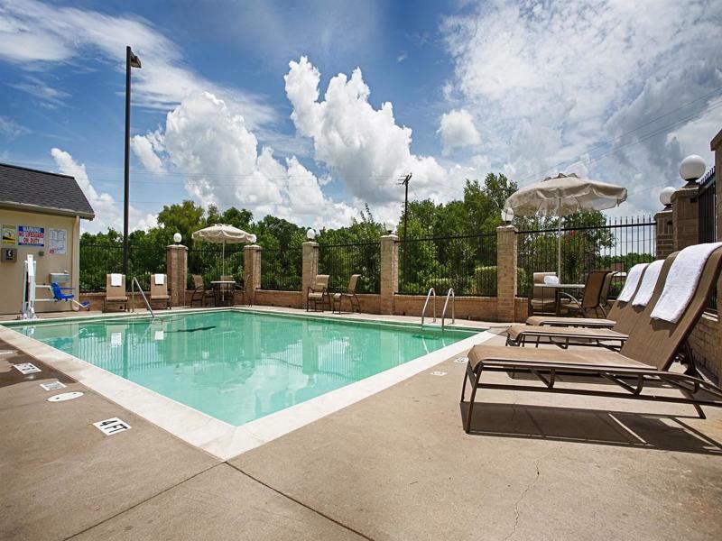 Best Western Executive Inn Corsicana Bagian luar foto